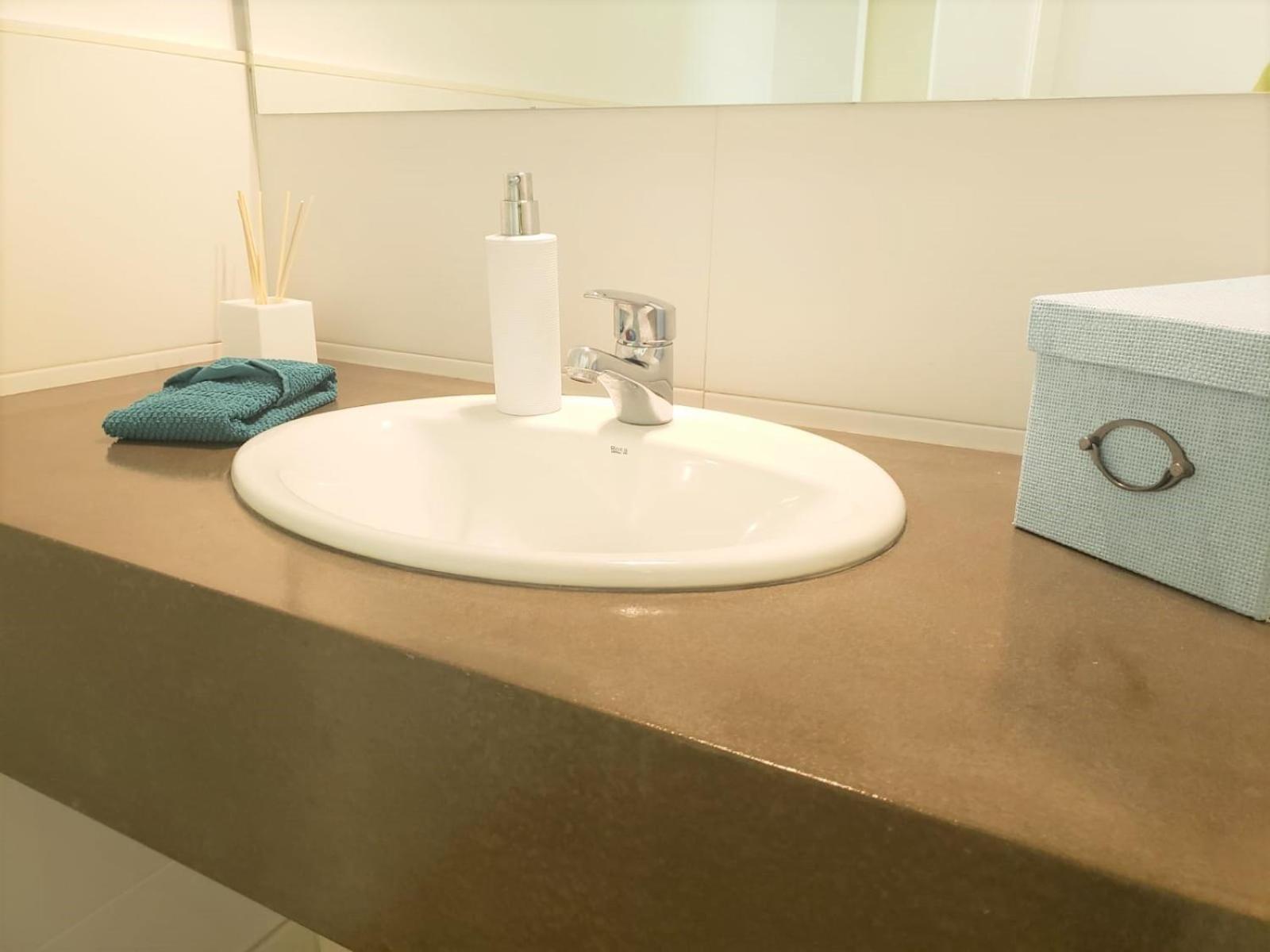 Hostal By Port Vell *